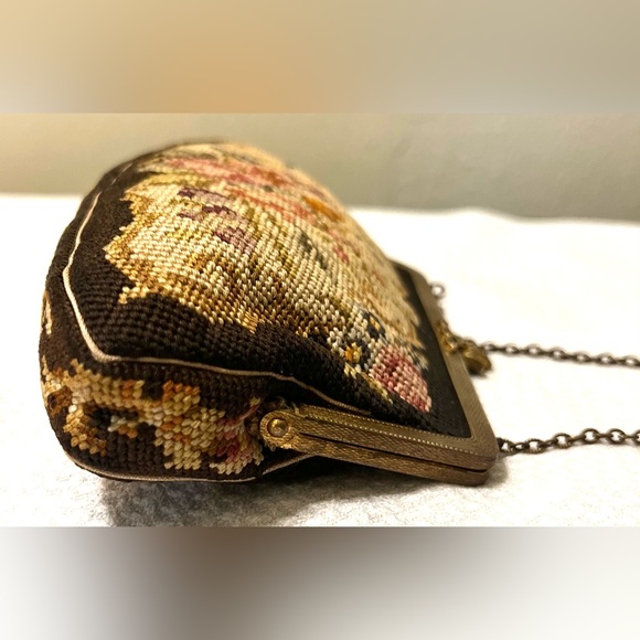 Vintage Petit Point Tapestry Purse 1930s Hand Stitched in Hungry - Picture 9 of 11